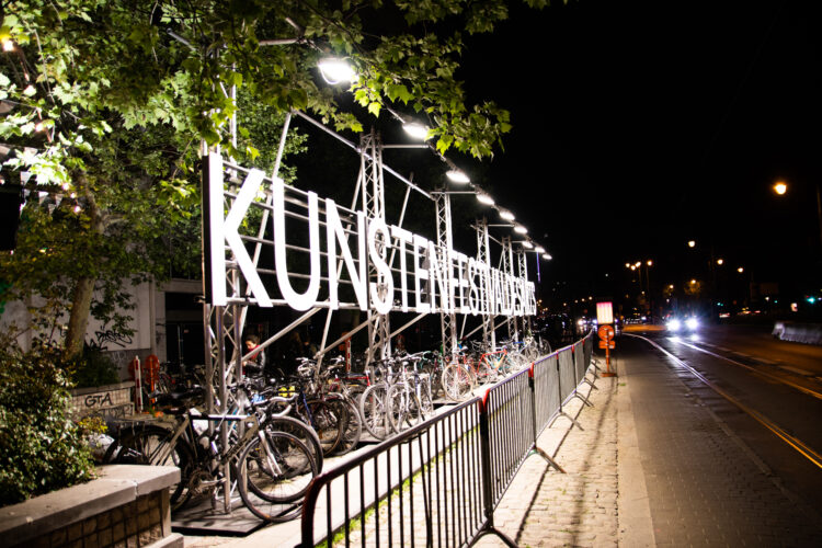 Kunstenfestivaldesarts 2022 - Festivalcentrum © Lyse Ishimwe.jpg