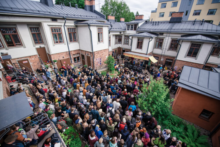 pressi10-annikin-runofestivaali-kuvaaja-eino-ansio.jpg