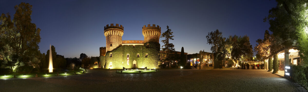 Panoramica Castell De Peralada Retallada