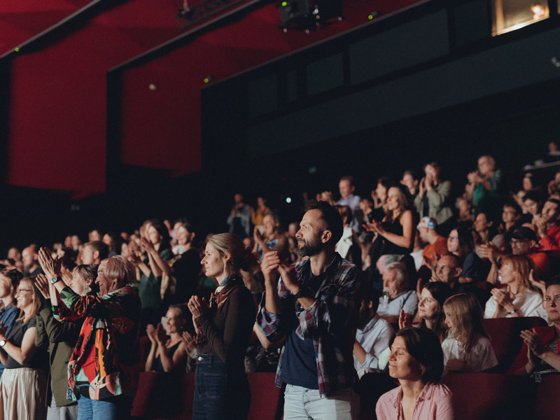 DANCES LIKE A BOMB_51_fot_klaudyna_schubert.jpg