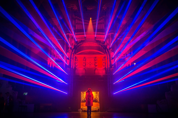 Lightnight2017 6 ® Lizzie Coombes2017